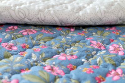 Простыня стеганая GOCHU Hub K 170*210 голубой