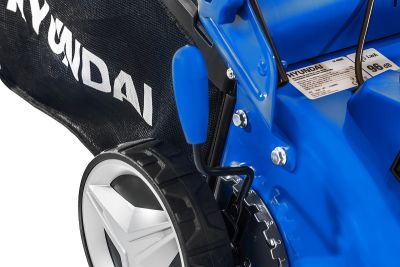 Самоходная электрическая газонокосилка Hyundai LE 4600S Drive