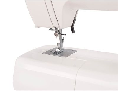 Электромеханическая швейная машина Janome Color 55