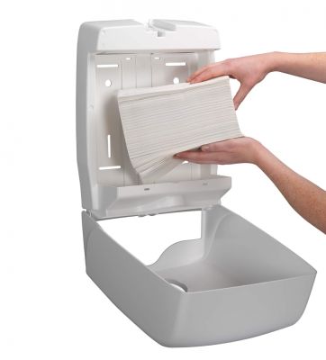 Бумажные полотенца в пачках Kimberly-Clark Клинекс 6710, трехслойные, s-сложения