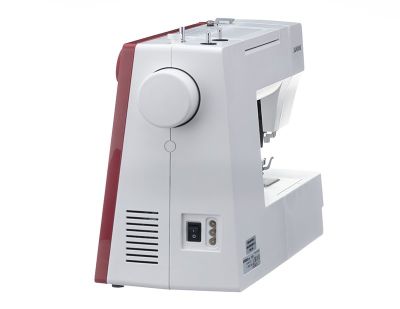 Электромеханическая швейная машина Janome 1522RD