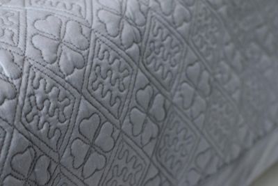 Простыня стеганая GOCHU Clover K 170*210 угольный