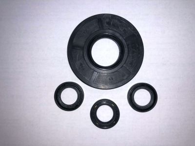 42547 Набор P 15-42904 D.18 масляные сальники 25X62X8 NBR70, 15X24X5 NBR70 насос IPC, AR (KTRI40144)