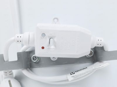 Водонагреватель Electrolux EWH 15 Rival U