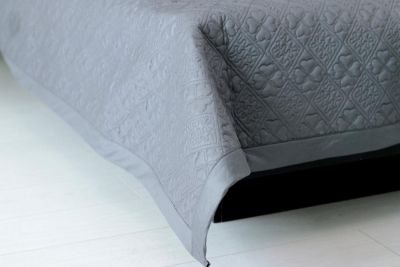 Простыня стеганая GOCHU Clover K 170*210 угольный