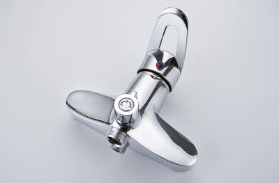 СМЕСИТЕЛЬ ДЛЯ ВАННЫ LEDEME L2207 ДЛИННЫЙ ИЗЛИВ