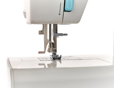 Электромеханическая швейная машина CHAYKA ЧАЙКА 745М