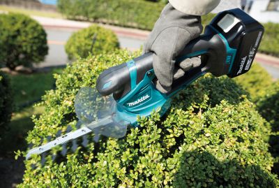 Ножницы аккумуляторные для травы Makita DUM111SYX LXT 18В, 1х1.5 Ач (BL1815N, DC18SD)