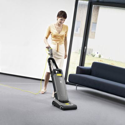Щеточный пылесос Karcher CV 30/1 *EU