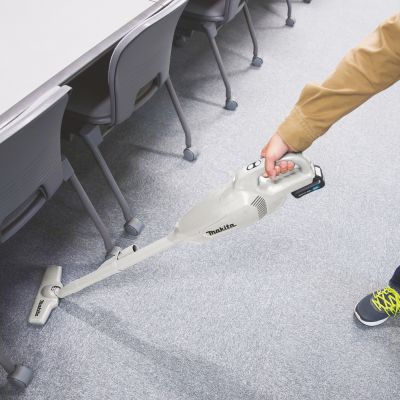 Пылесос аккумуляторный Makita CL107FDZ 10.8В, 1400 л\м, 50 мбар, 0.33\0.5 л, без акб и ЗУ