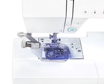 Компьютерная швейная машина Janome Decor Computer 7100 (DC 7100)