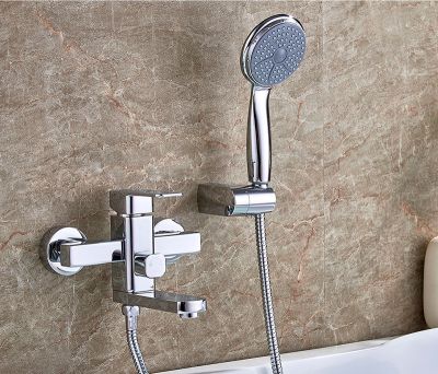 СМЕСИТЕЛЬ ДЛЯ ВАННЫ И ДУША LEDEME L3233 ИЗЛИВ 180 ММ