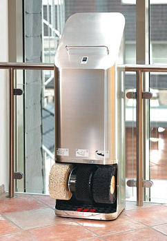 Машинка для чистки обуви HEUTE Quadro