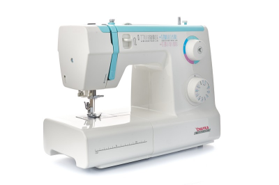 Электромеханическая швейная машина CHAYKA ЧАЙКА 745М