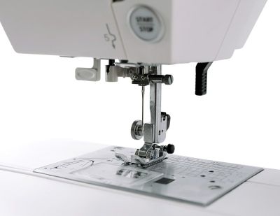 Компьютерная швейная машина Janome Decor Computer 7100 (DC 7100)