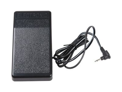 Коверлок Elna 845