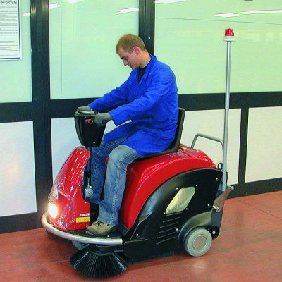 Подметальная машина с посадочным местом DUSTY 1100 ЕТ