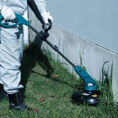 Триммер электрический Makita UR3000 450 Вт, 30 см, леска-1х1.65 мм