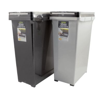 Мусорное ведро с полуавтоматической крышкой 20 л. для раздельного мусора